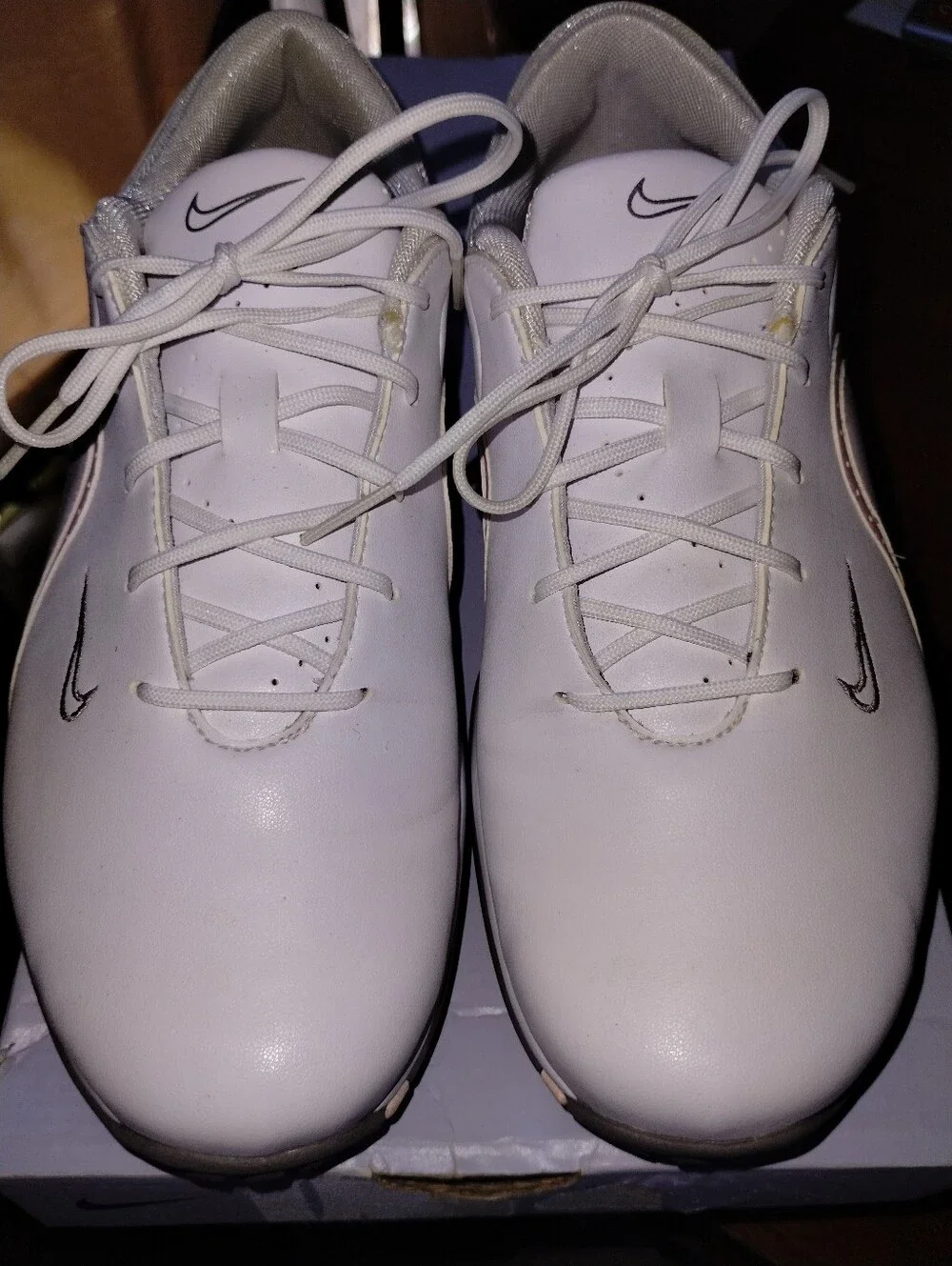 Nike Women's White & Pink Athletic Golf Shoes with Grey Swoosh